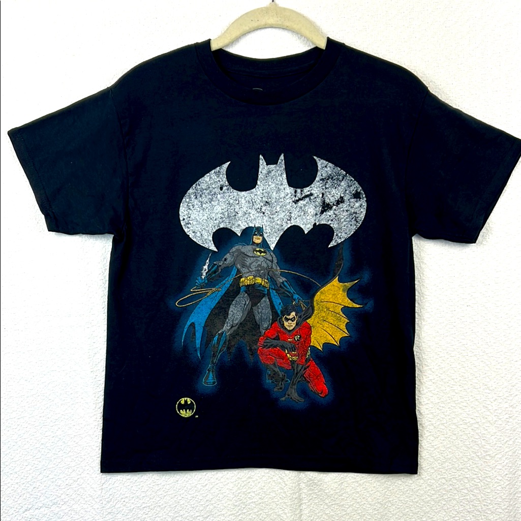 Batman Graphic T-Shirt Size M 8 Black Retro Kids Unisex New